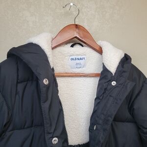 Old Navy Kids 6-7 Charcoal Puffer Coat